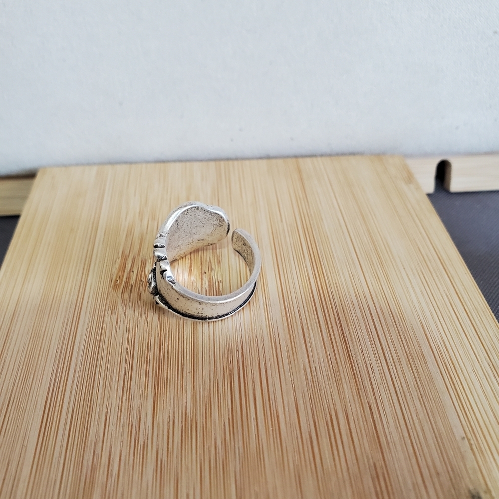 Spoon Ring - Picture 3 of 4